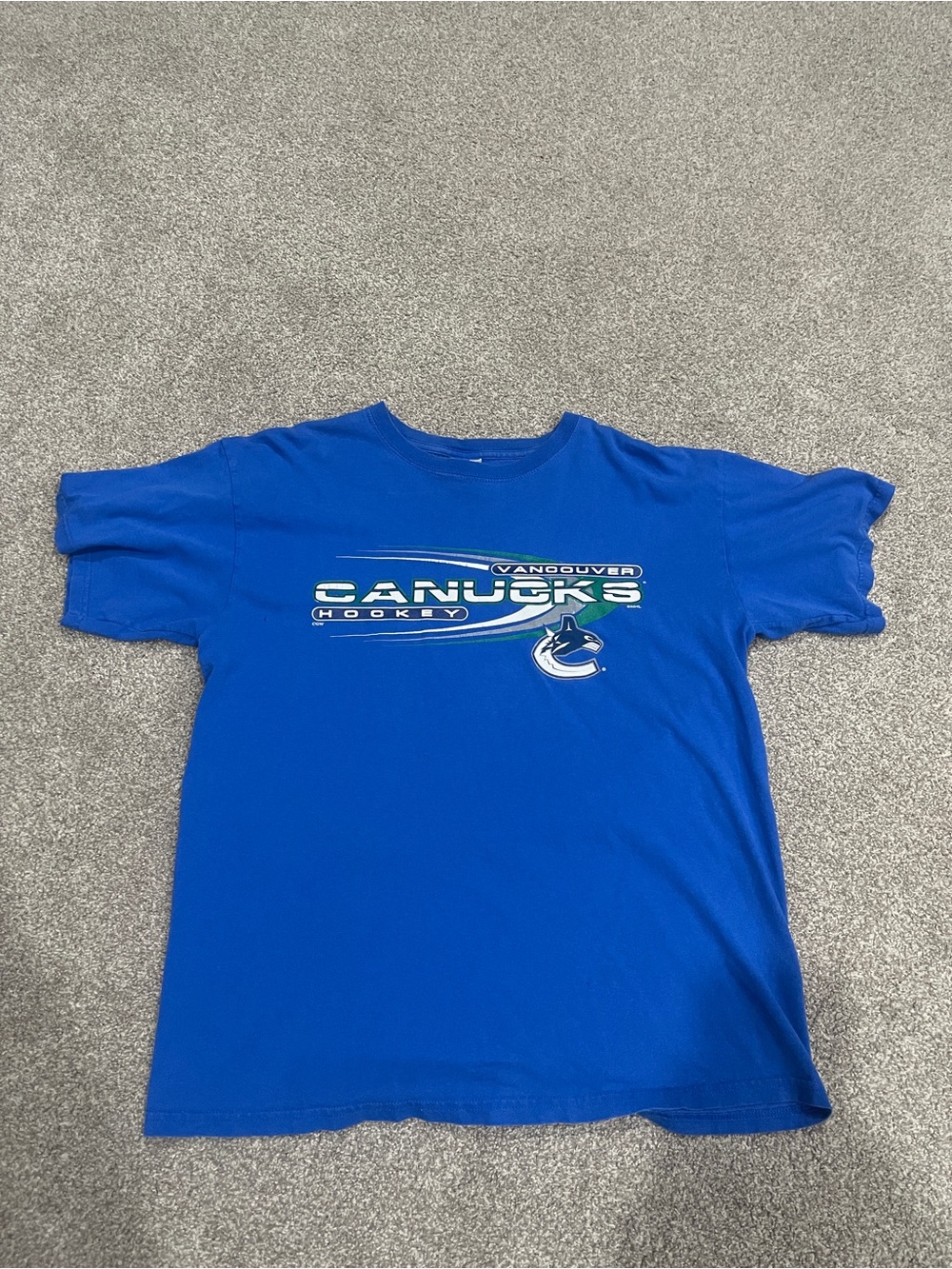 Gildan Heavy Cotton Vintage Vancouver Canucks T-Shirt